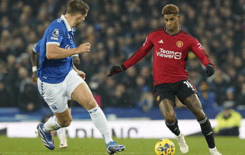 周日015 德甲：门兴格拉德巴赫VS奥格斯堡——德甲中游拉锯战，攻防均衡对决