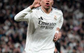 金球奖排行更新！黑马第一，姆巴佩仅第三，梅西杀入前十成亮点