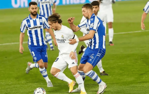 周日021 西甲对决：马竞轮换保杯赛 贝蒂斯残阵哀兵求复仇