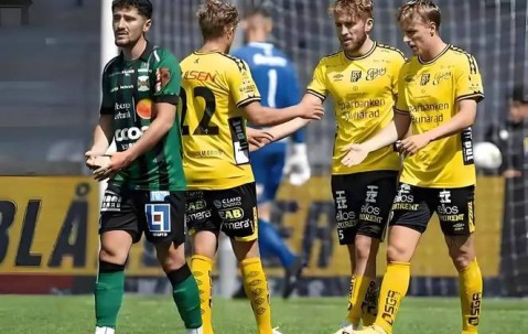 欧协联生死局！美因茨“德甲铁骑”碾压罗森博格“北欧弱旅”？主场沦陷或逆袭在此一役！