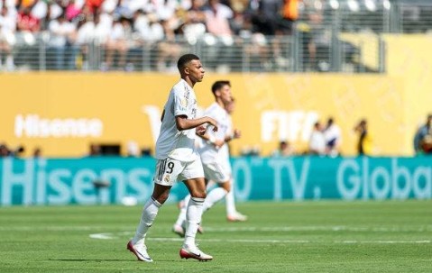 太难了！世俱杯皇马0-4遭横扫出局，姆巴佩离队后巴黎已夺4冠