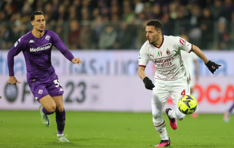 意甲焦点战：国际米兰主场碾压佛罗伦萨，蓝黑军团剑指三分！