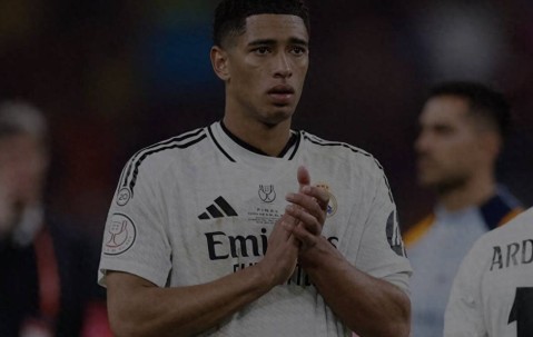 西甲最佳阵容出炉，姆巴佩领衔！巴萨四大巨星入选，维尼修斯无缘