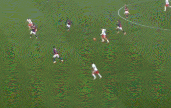 3-1,38岁昔日英超金靴获评MVP:无敌双响炮,助意甲第12掀翻意甲第5