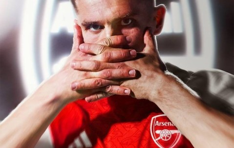 有望参加季前赛！英媒：阿森纳计划让约克雷斯飞往新加坡接受体检