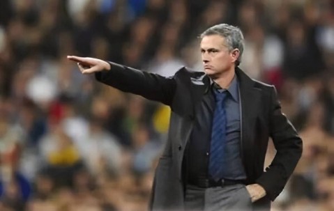 皇马正认真考虑请回穆里尼奥，重返伯纳乌只差一个条件