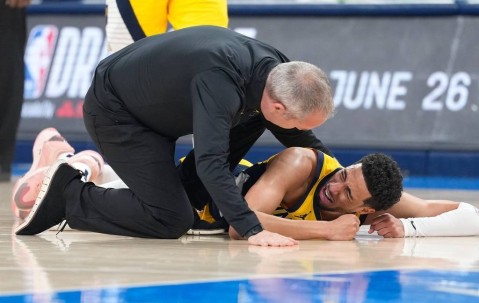 哈利伯顿遭遇右跟腱撕裂 总决赛期间带伤作战