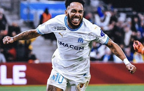 5-1！法甲榜首易主：巴黎被反超！曼联弃将12场10球，领跑射手榜