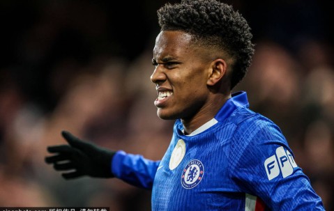 欧冠早报：切尔西3进球被吹3-0巴萨 瓜帅轮换10人玩脱