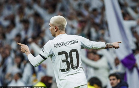 姆巴佩社媒祝贺维尼修斯当选全场最佳：由衷为你高兴，我的兄弟