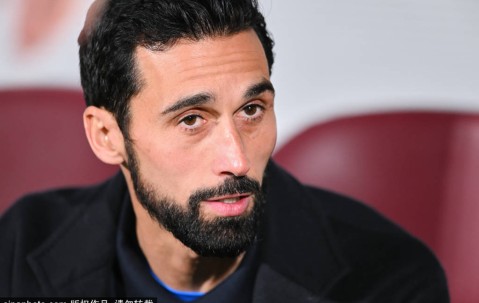 皇家马德里的未来之路：从杯赛失利到联赛与欧冠的双重希望